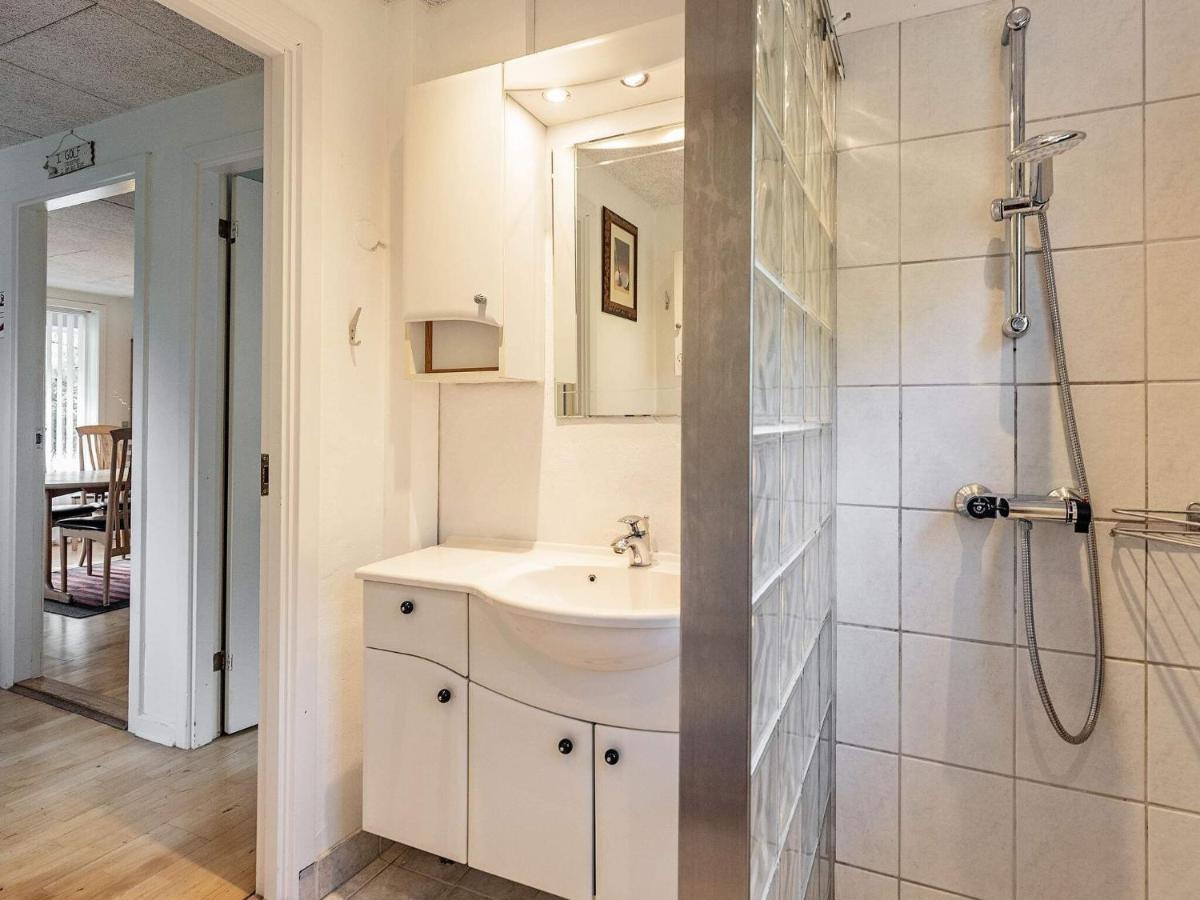 8 Person Holiday Home In Skals Eksteriør bilde